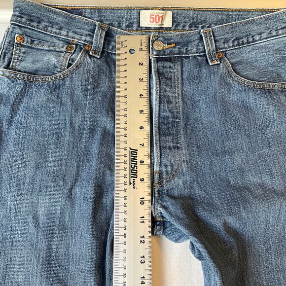 Levi’s Men Jeans 501 size W36 x L30 Blue Mid Rise Straight Leg Button-Fly - Picture 5 of 11